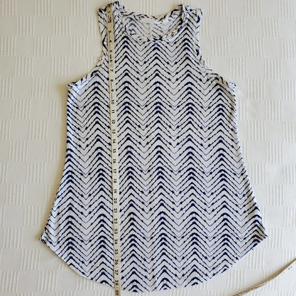 ATHLETA | Breezy Tank Top | White Blue Arrowhead Print | Small - Picture 12 of 12
